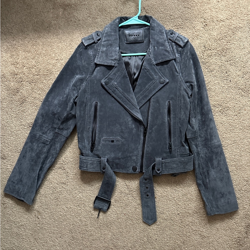 Blank NYC Gray Suede Leather Moto Biker Jacket
Belted Boxy Size Medium